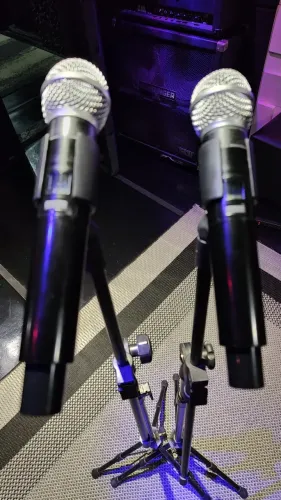 Microfone Shure Glxd4 beta58a Duplo Sem Fio