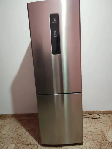 Refrigerador Eletrolux DB44S 400 Litros inverse inverter