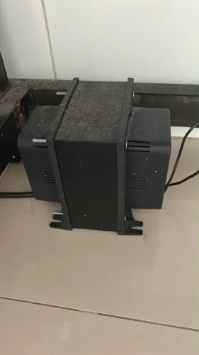 Transformador automático 10.000 Va 127 para 220 v  ou 127 v 