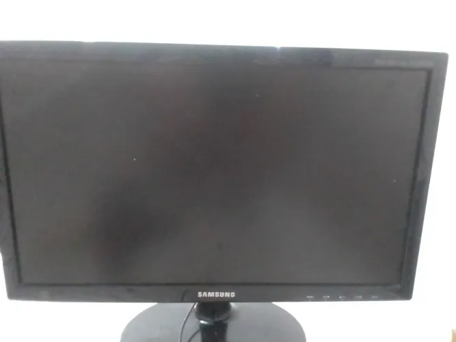Monitor Samsung funcionando 