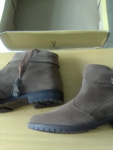 Bota VIZZANO nova Marrom