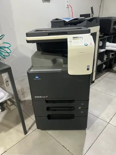 Impressora Konica c221
