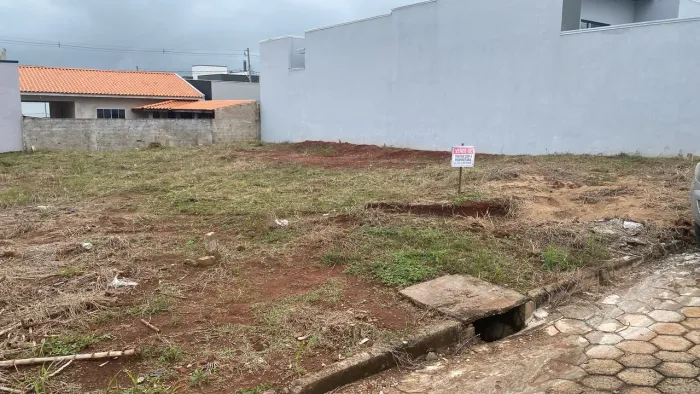Terreno a venda loteamento Nazaré 