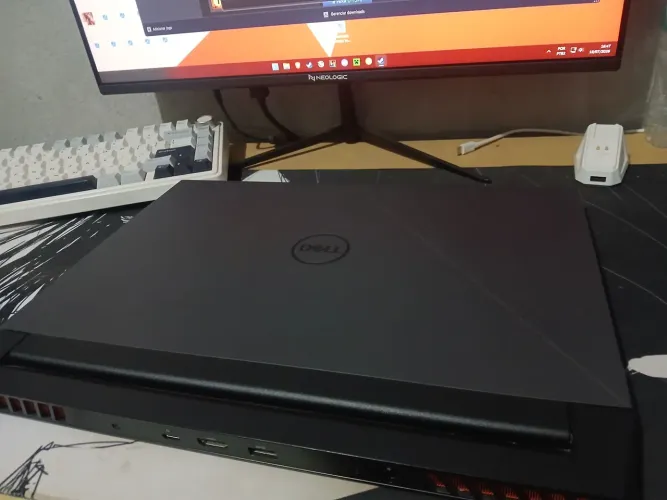 DELL G15 RTX 4050 6GB SSD 512GB/16GB RAM DDR5