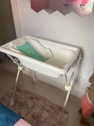 Banheira com suporte