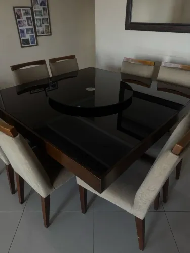 Mesa Madeira 8 Lugares com Prato Giratório + 8 Cadeiras