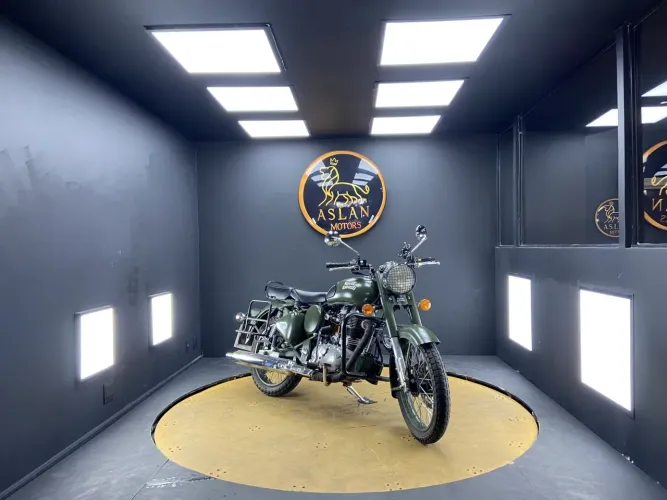 Royal enfield Classic battle green 500 efi 2022