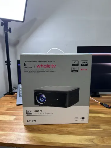 Projetor Bettdow AC1071 - Novo