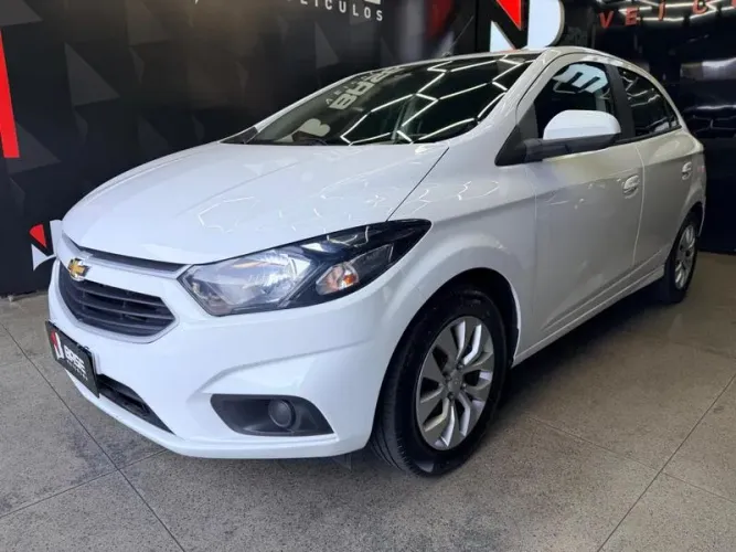 Chevrolet Onix Hatch LT 1.4 8V Flex Mec. 4P 2018