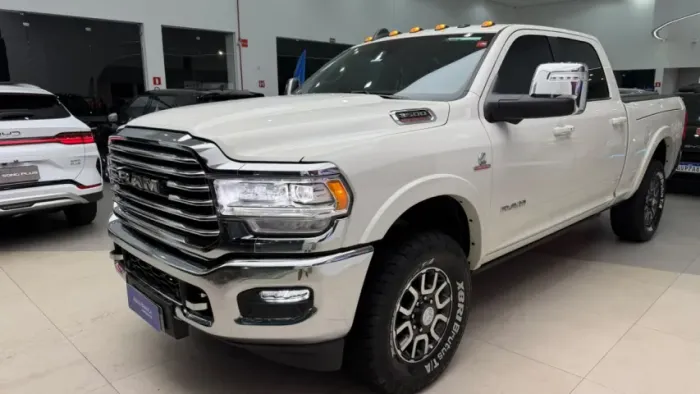 Ram 3500 Limited Longhorn 6.7 TB CD Diesel 2024