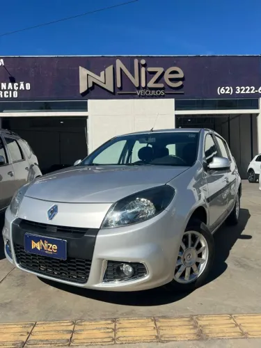 Renault Sandero Privilège Hi-flex 1.6 16V 5P AUT 2014