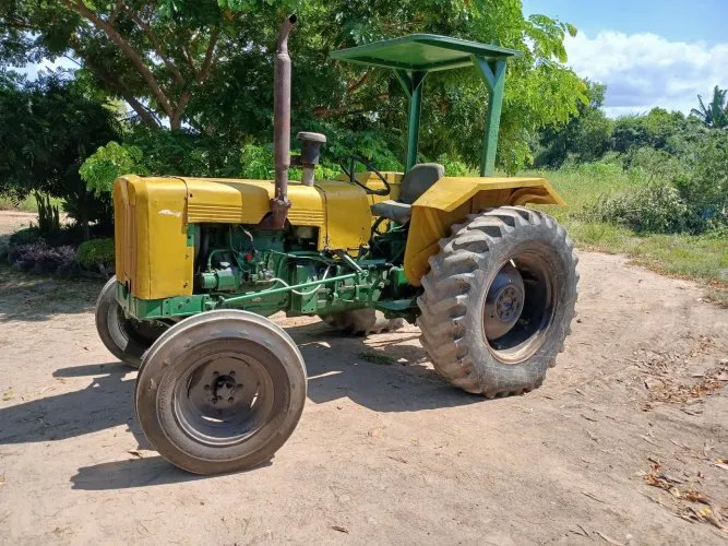 Trator valmet 65