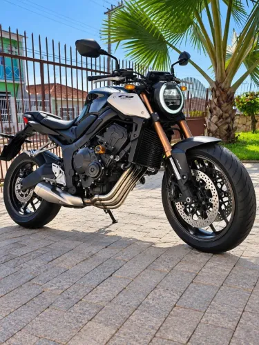 Cb 650 R