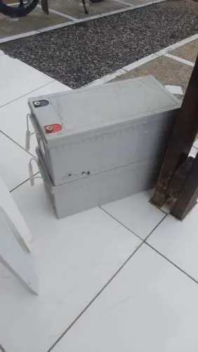 Leia o anúncio ?