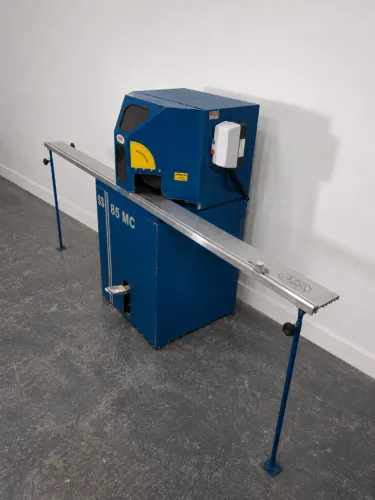 Serra Dupla para Corte de Molduras Megamaq SS 85 MC com 2 Motores