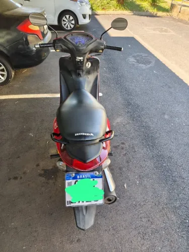 Vendo uma Honda Bis 125 ES /flex vermelha única dona em perfeito estado
