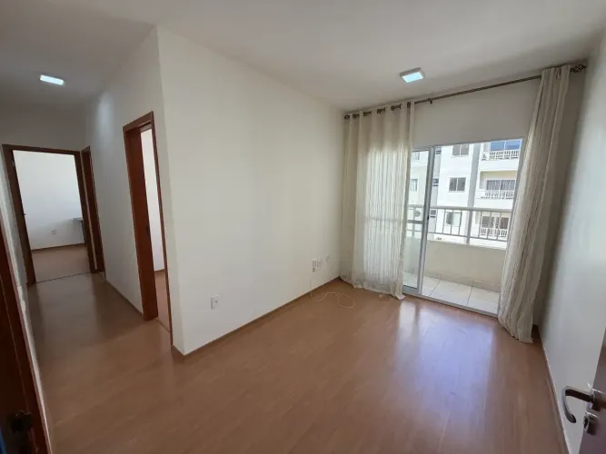 Apartamento com 2 Quartos à Venda na 105 Norte