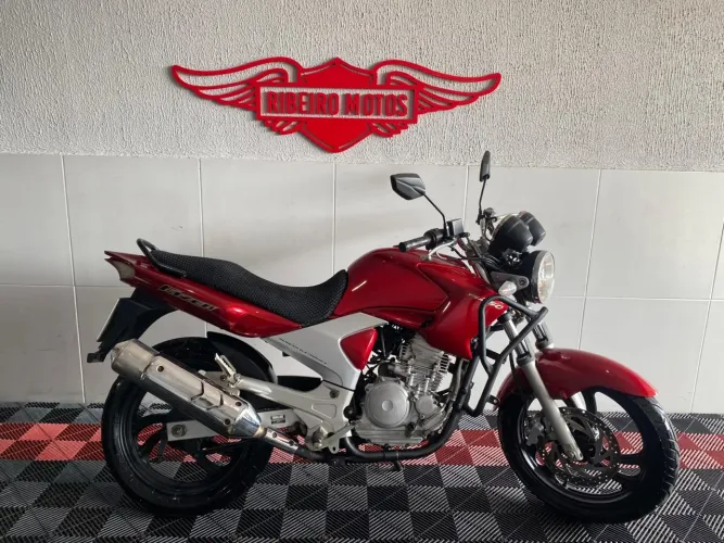 Fazer 250 2008 Entrada R$ 6.000 + promissórias 