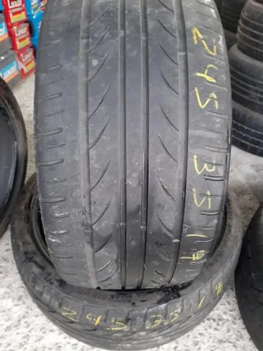 Pneu 245 35 19 Importado VW Jetta usado par