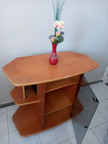Peça de móvel em perfeito estado de conservação