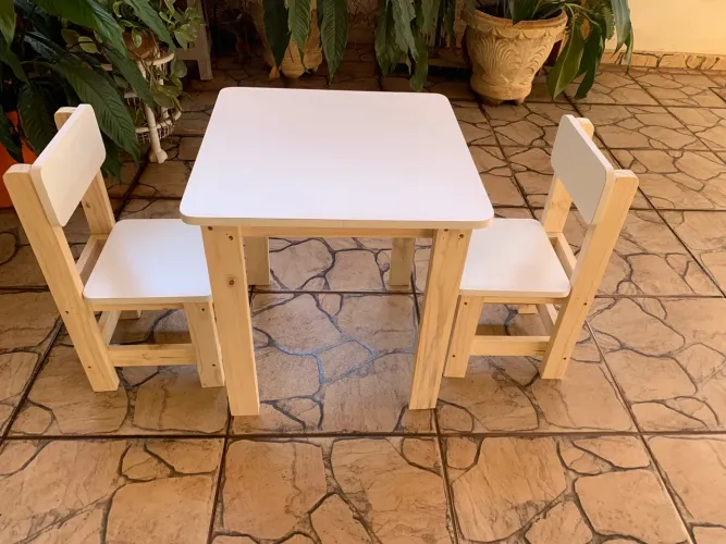 Mesa cor branca, em mdf