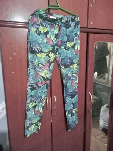 Calça Feminina floral n38