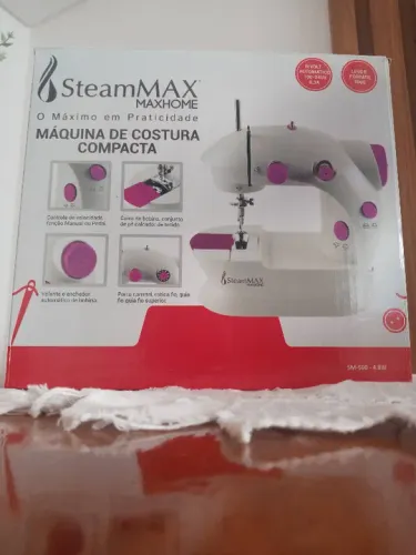 Máquina de costura compacta - BIVOLT Steam MAX