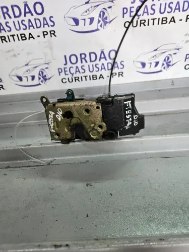 Fechadura Fiesta dianteira direita