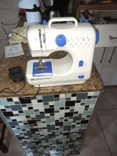 Maquina de constura