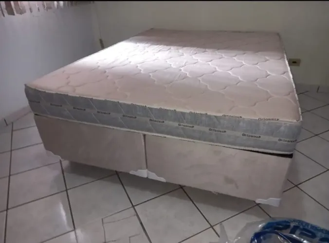 Cama box Queen colchão de espuma