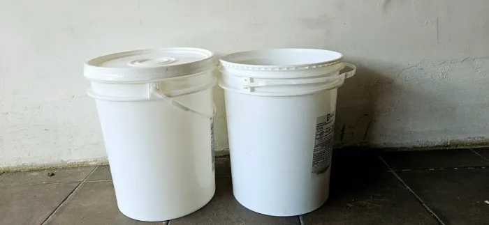 Baldes Plásticos reutilizáveis 20 Litros