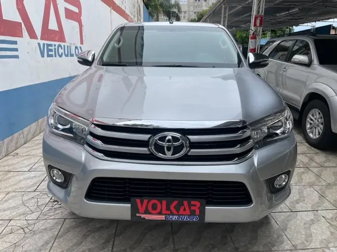 Toyota Hilux 2.8L SRX 2017