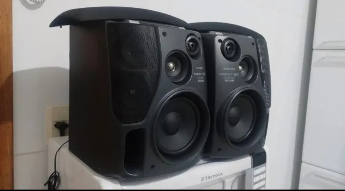 Caixas de som Aiwa V900