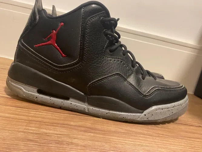Tênis Nike Jordan Courtside 23 tamanho 40