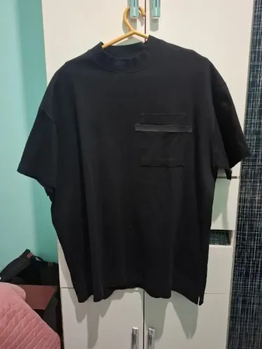 camiseta oversized box preta