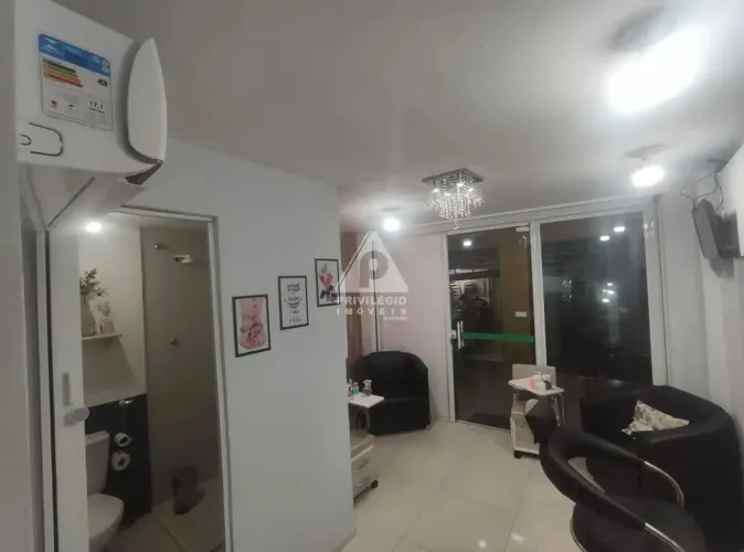 Botafogo - Loja Destaque na Galeria da Rua da Passagem! Com 4 Salas 17m² por R$250.000,00