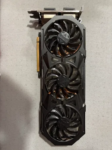 Placa de vídeo Nvidea GTX Windforce 970