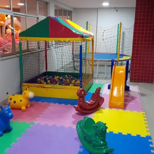 Piscina de Bolinhas / Casinha de Bolinhas