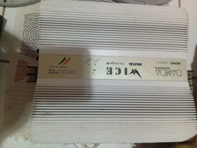 Amplificador de Som automotivo 