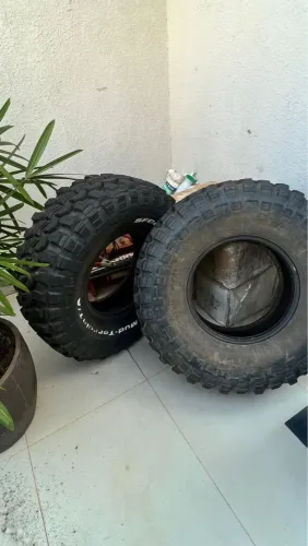 Pneu off road vj 910 recapado carcaça bf 37?