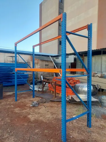 Porta paletes NOVOS E USADOS