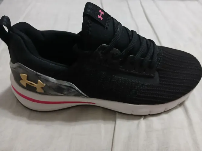 Tênis Under Armour