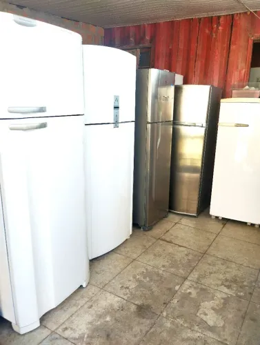Geladeiras usadas em ótimo estado!