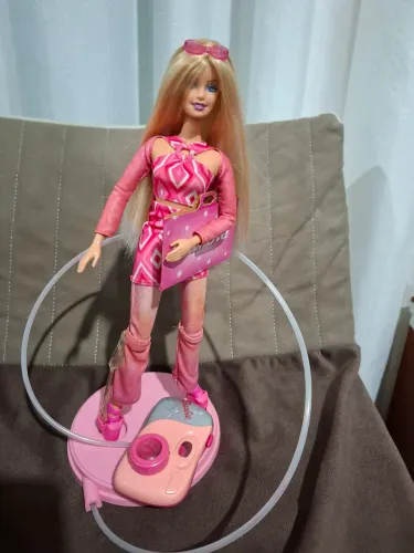 Barbie fashion photo