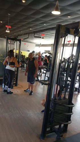 Estação Cross Over - Lion Fitness