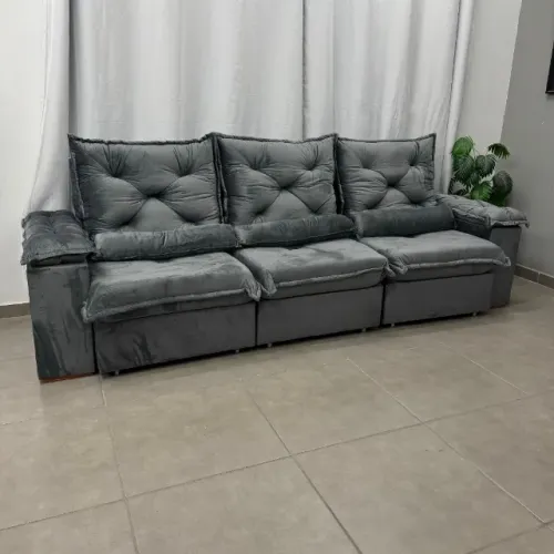 Sofá Retrátil e Reclinável Pirai