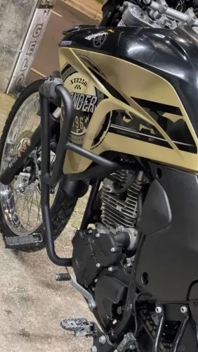 Lander 2022 excelente estado de conservação baixa km. Nao deixo consignado nen chame