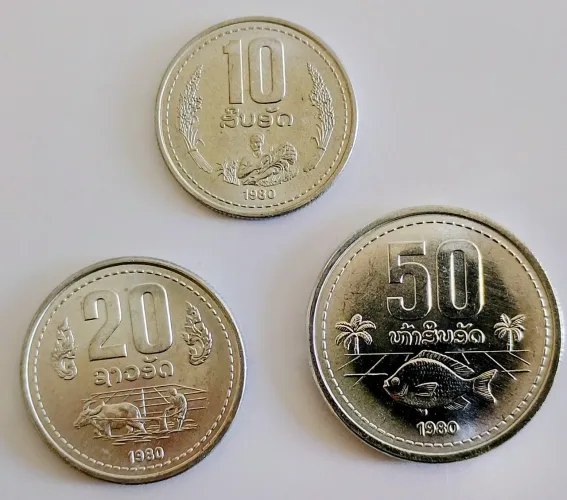 Moedas do Laos