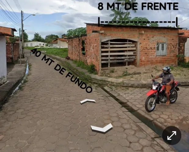 Vendo essa casa em construção e o terreno