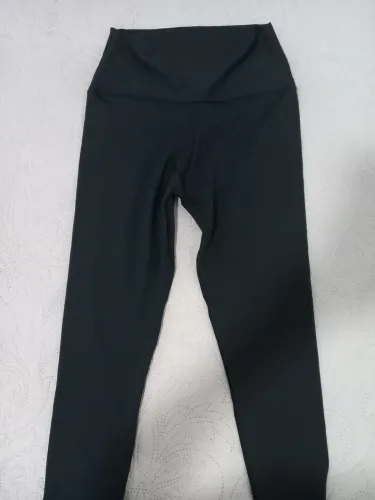 Calça Legging Preta Confortável e Elegante
